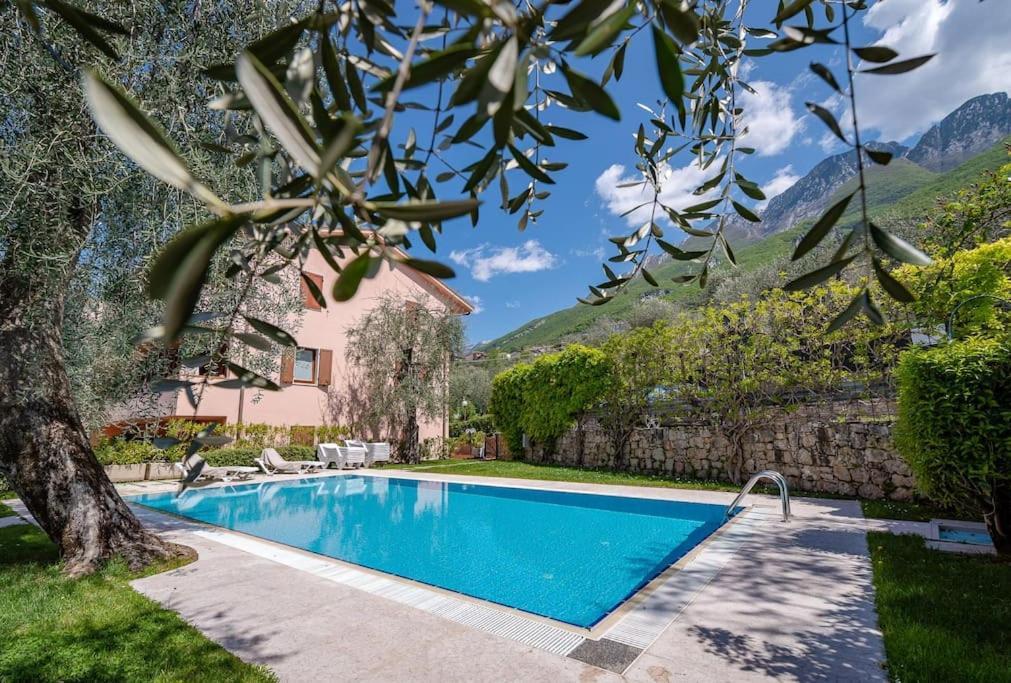 Kite Beth'S House Apartment Brenzone sul Garda Exterior photo